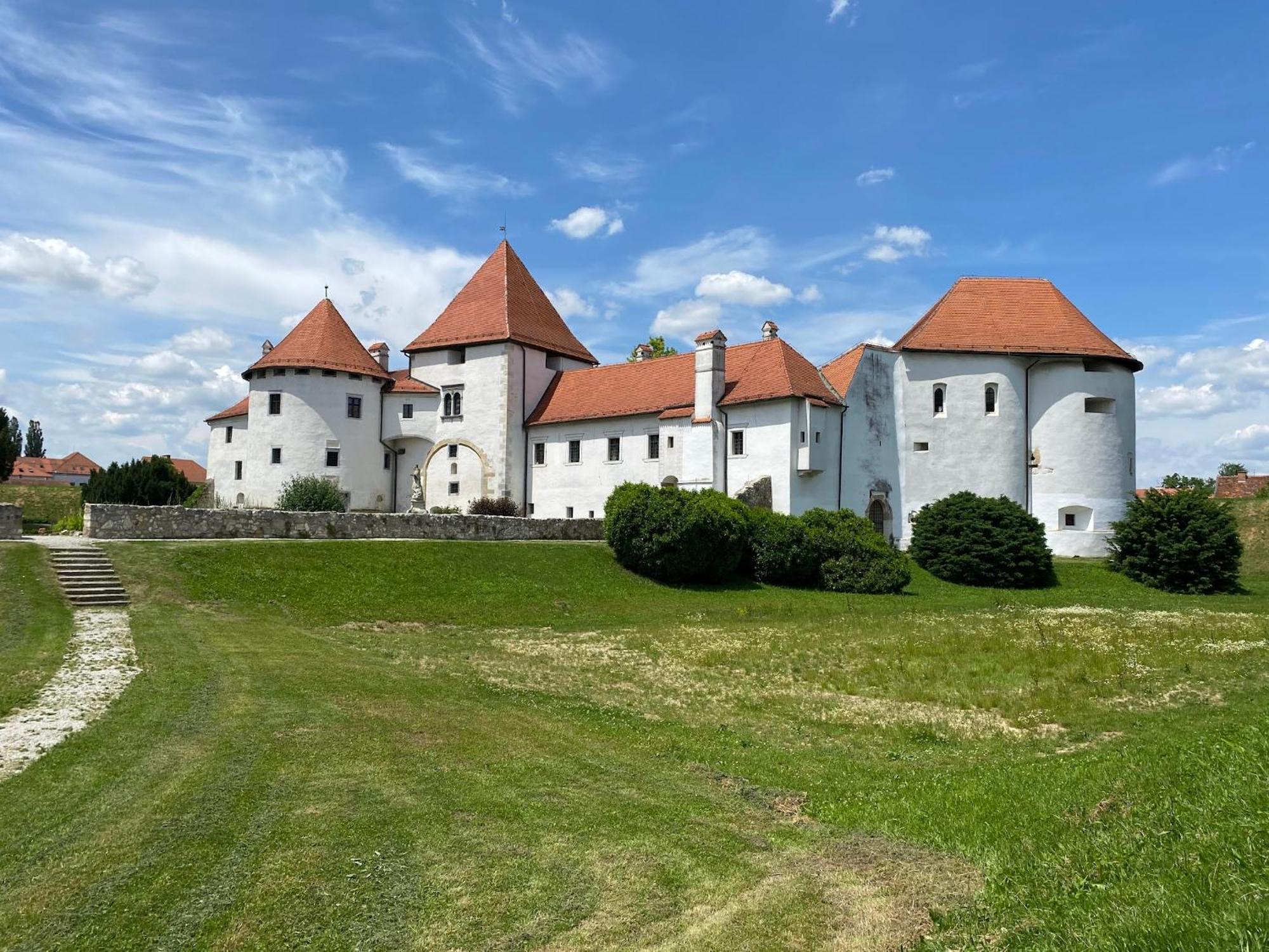 Private Village Varazdin (Adults Only) Pihovec Dış mekan fotoğraf